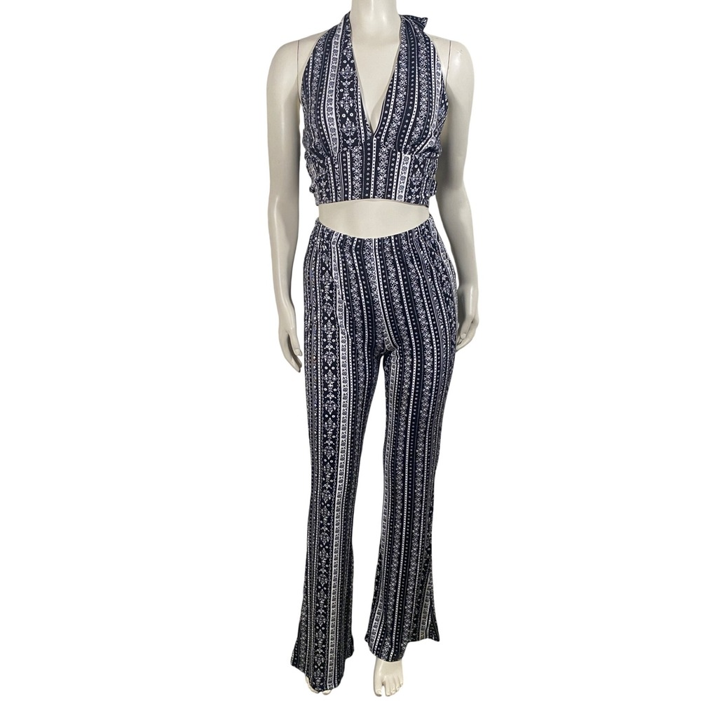 2 Piece‎ Set B&W Floral Stripe Halter Top M, Flare Pants L Super Soft Stretchy